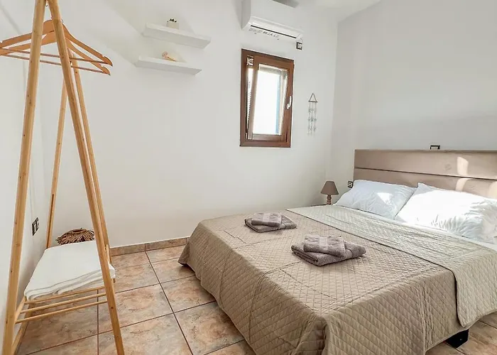 Casa vacanze Cozy Sea View In Drios, Near Beaches And Shops *