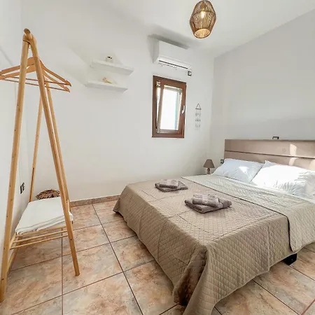Casa vacanze Cozy Sea View In Drios, Near Beaches And Shops *
