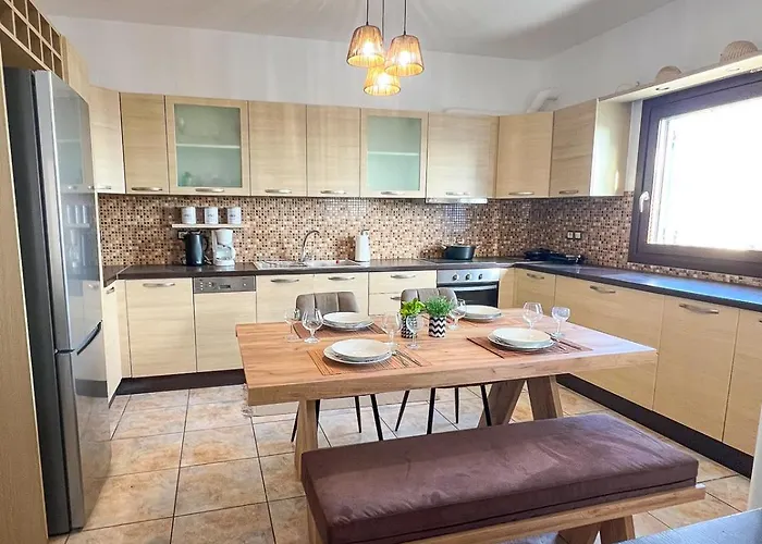 Semesterbostad Cozy Sea View In Drios, Near Beaches And Shops Drios